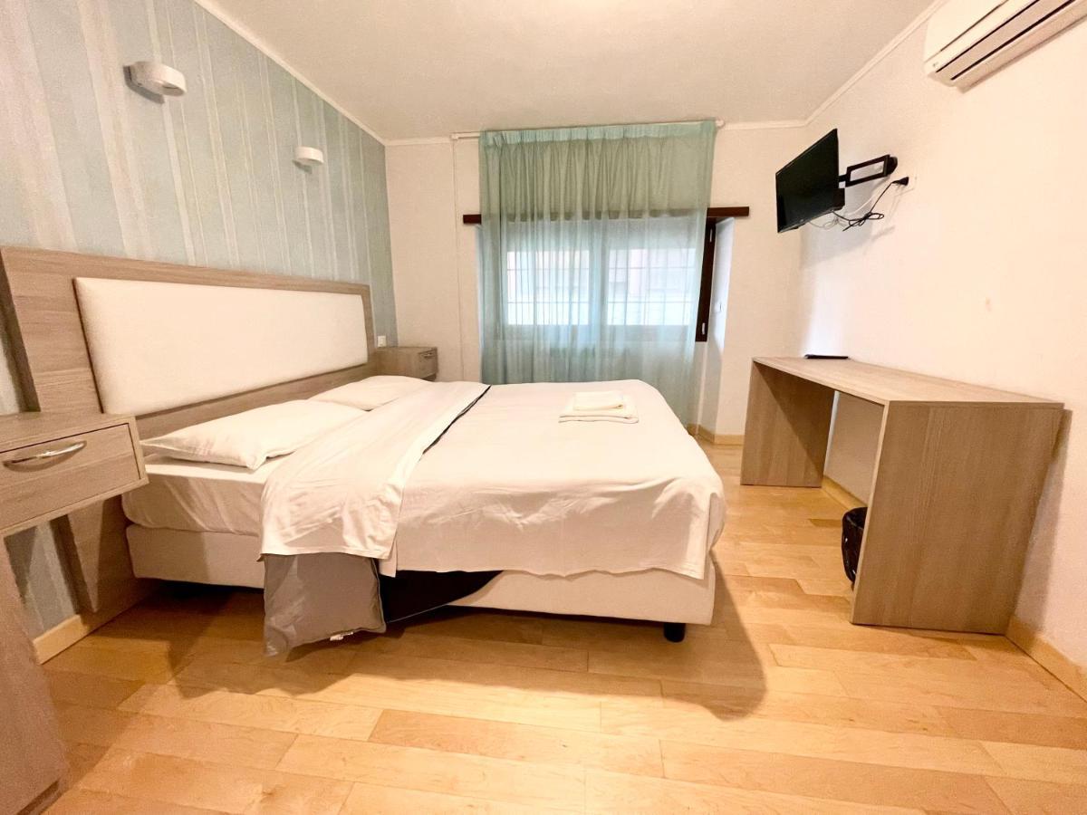 Luciano Laterani Guest House Рим Экстерьер фото